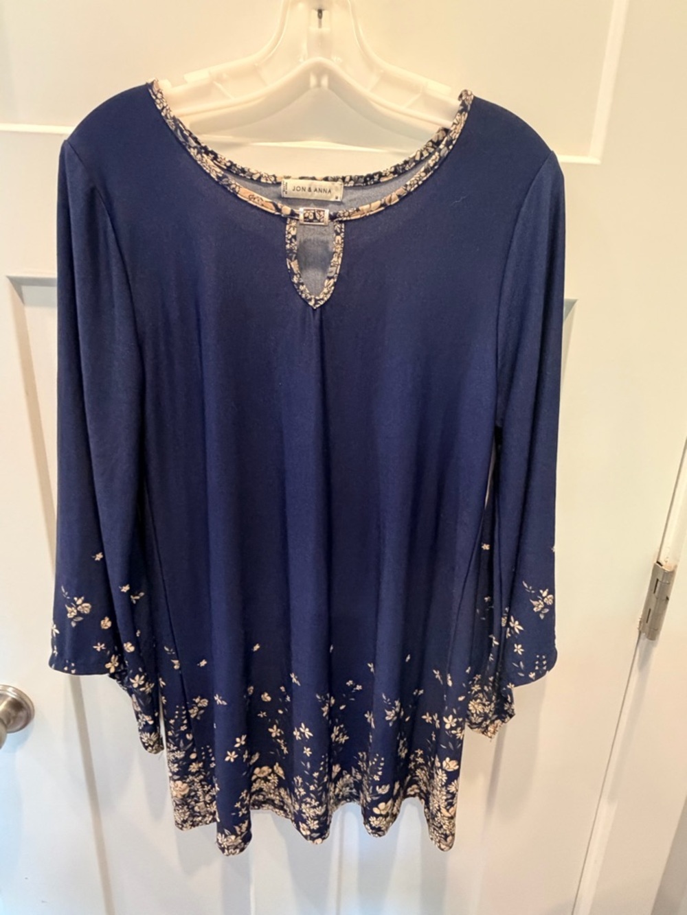 Jon & Anna Navy Floral Trim Top Medium Keyhole Neck 3/4 Sleeve